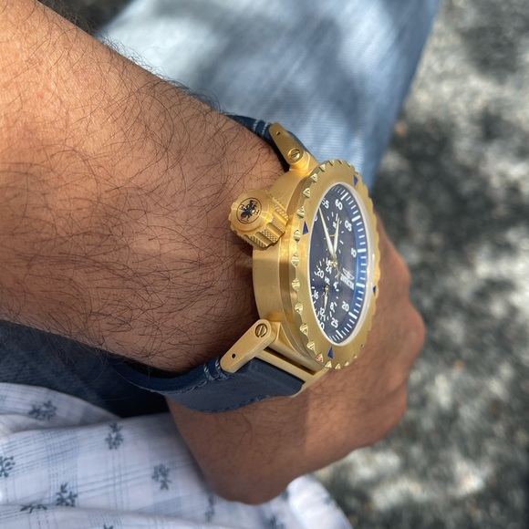 Watch - Picture 3 of 8